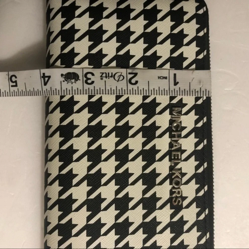 Michael kors black white herringbone clutch wallet